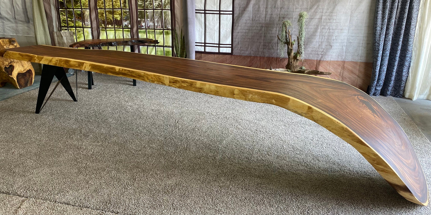 One of a kind 17 ft Drip Table!!!
